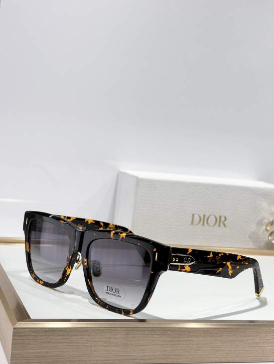 Picture of Dior Sunglasses _SKUfw76299497fw